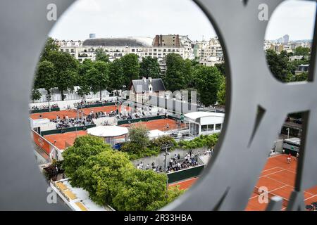 Paris, France, France. 22nd mai 2023. Vue générale pendant Roland-Garros 2023, French Open 2023, tournoi de tennis Grand Chelem au stade Roland-Garros de 22 mai 2023 à Paris, France. (Credit image: © Matthieu Mirville/ZUMA Press Wire) USAGE ÉDITORIAL SEULEMENT! Non destiné À un usage commercial ! Banque D'Images