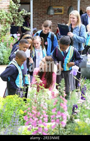 Londres, Royaume-Uni, 22nd mai 2023. Catherine, princesse de Galles, visite le salon des fleurs de RHS Chelsea. Credit: Groombridge/Alay Live News Banque D'Images