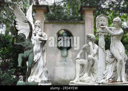 Les Jardins du Luxembourg (jardin du Luxembourg) sont les magnifiques jardins français du Palais du Luxembourg, à Paris Banque D'Images