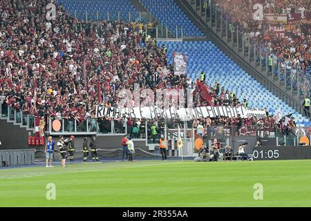 Stadio Olimpico, Rome, Italie. 22nd mai 2023. Serie A football; Roma versus Salernitana; Supporters de Salernitana crédit: Action plus Sports/Alay Live News Banque D'Images