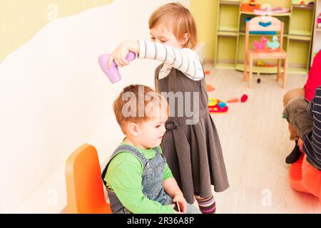 La children's coiffure Banque D'Images