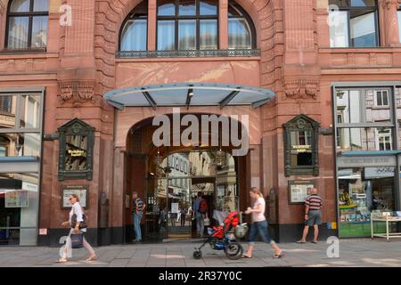 Wiesbadener Tagblatt, Langgasse, Wiesbaden, Hesse, Allemagne Banque D'Images