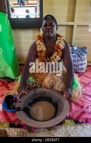Cérémonie de l'homme à Kava, île de Yanuya, îles de Mamanuca, Fidji Banque D'Images