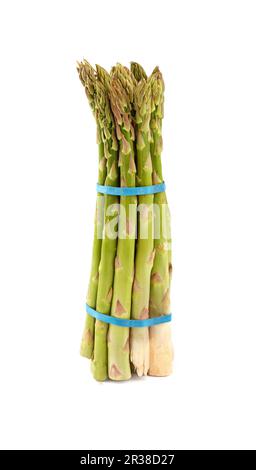 Close up green asparagus bunch isolated on white Banque D'Images