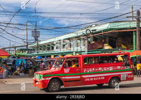 4 mai 2023 : marché du carbone, le plus grand marché de cebu, aux Philippines. Il porte le nom d'une zone proche où le charbon était stocké. Il y a des approximations Banque D'Images