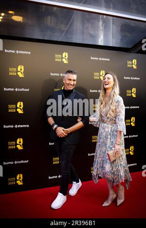 AMSTERDAM - Guido Weijers sur le tapis rouge, avant la présentation des Buma Awards à Tuschinski. Les prix sont remis aux compositeurs, aux paroliers et à leurs éditeurs de musique dans diverses catégories. ANP RAMON VAN FLYMEN pays-bas sortie - belgique sortie Banque D'Images