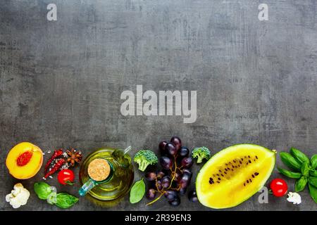 Télévision laïcs de divers fruits et légumes contexte Banque D'Images