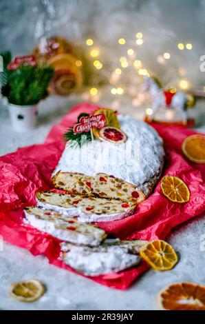 Noël piollen déplié de l'emballage de fête Banque D'Images