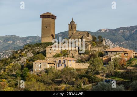 Abizanda ,Pueblo con médiévale torreón del siglo XI y románica Capilla del siglo X, Provincia de Huesca, Comunidad Autónoma de Aragón, cordillera de los Pirineos, Espagne, Europe. Banque D'Images