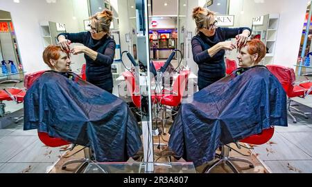 Intérieur d'un salon de beauté dans un centre commercial Banque D'Images