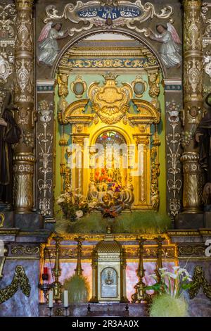 Mare de Déu de Bonany, una talla de madera que la tradición atribuye un la época medieval, sentada en una silla con el Niño Jesús sobre las rodillas,Ermita de Bonany,siglo XVII, Petra, Majorque, Iles Baléares, Espagne, Europe. Banque D'Images