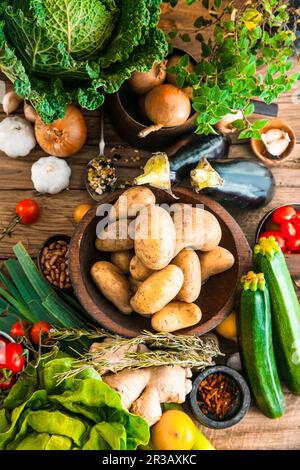 Légumes sur bois Banque D'Images