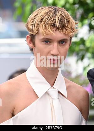 Cannes, France. 23rd mai 2023. Cannes, France. 23 mai 2023 Troye Sivan au photocall de l'Idol, dans le cadre du Festival de Cannes 76th, Palais des Festivals. Crédit : Doug Peters/Alamy Live News Banque D'Images