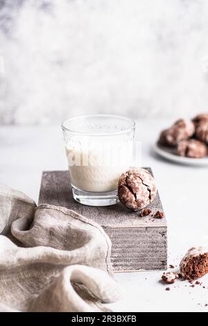 Biscuits crépités au chocolat sans gluten Banque D'Images