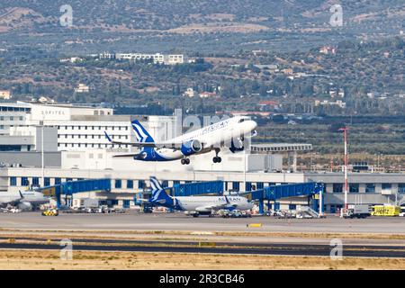 Athen, Griechenland - 22. Septembre 2020: Ein Airbus A320neo Flugzeug der Eegean Airlines mit dem Kennzeichen SX-NEB auf dem Flughafen Athen (ATH) in Banque D'Images