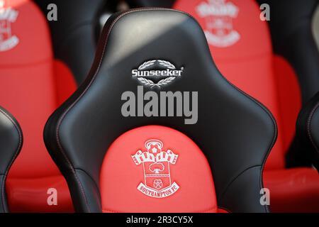 Détail du siège de la direction lors du match de la première ligue des Barclays entre Southampton et les Queens Park Rangers à St Mary's, le samedi 2nd 2 mars Banque D'Images