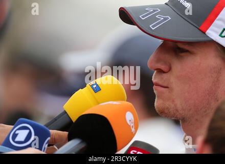 Nico Hulkenberg (GER), Sauber F1 équipe Formule 1 équipe 20.04.2013. Championnat du monde de Formule 1, Rd 4, Grand Prix de Bahreïn, Sakhir, Bahreïn, Qualification Banque D'Images