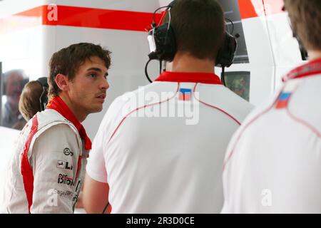 Jules Bianchi (FRA) Marussia F1 Team.20.04.2013. Championnat du monde de Formule 1, Rd 4, Grand Prix de Bahreïn, Sakhir, Bahreïn, Jour de qualification, crédit : FOTOS Banque D'Images