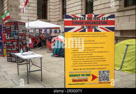 Le camp à l'extérieur du Bureau des affaires étrangères et du Commonwealth à Whitehall, Londres, Royaume-Uni, où Vahid Beheshti était en grève de la faim pendant 72 jours avant d'être pris Banque D'Images