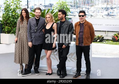 Cannes, France. 23rd mai 2023. CANNES - 23 MAI : Ashley Levinson, Sam Levinson, Lily Rose Depp et Abel 'The Weeknd' Tesfaye sur la photo 'THE IDOL' pendant le Festival de Cannes sur 23 mai 2023 76th au Palais des Festivals de Cannes, France. (Photo de Lyvans Boolaky/ÙPtertainment/Sipa USA) crédit: SIPA USA/Alay Live News Banque D'Images