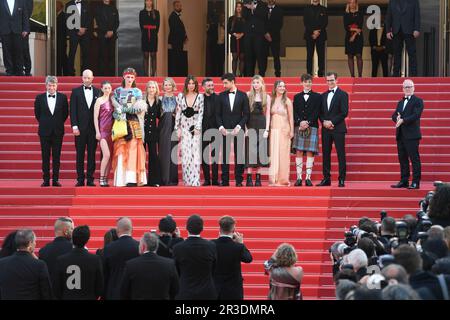 Cannes, France. 22nd mai 2023. Ksenia Devriendt, Luke Barker, Mia Wasikowska, Mathieu Demy, Elsa Zylberstein, Jessica Hausner, Amir El-Masry, Florence Baker et Gwen Currant assistent au tapis rouge « Club Zero » lors du festival annuel de Cannes 76th au Palais des Festivals sur 22 mai 2023 à Cannes, France. CRÉDIT FRANCE : SIPA USA/Alamy Live News Banque D'Images