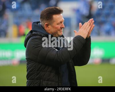 Entraîneur-chef Christian Titz 1.FC Magdeburg jeu 1. FC Magdeburg vs. SC Verl DFB football 15th match jour 3.Liga saison 2021-2022 on Banque D'Images