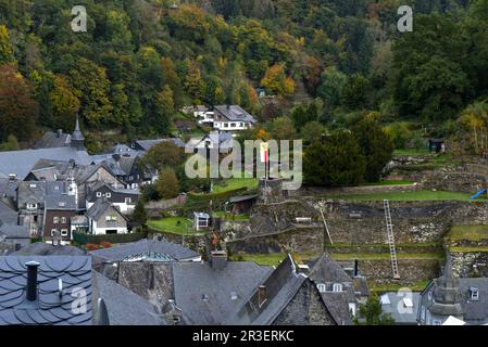 Monschau, panorama sur la ville, NRW, Eifel, Allemagne Banque D'Images