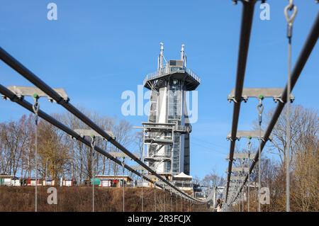 Pont de suspension titane RT Rappode résine barrage Banque D'Images