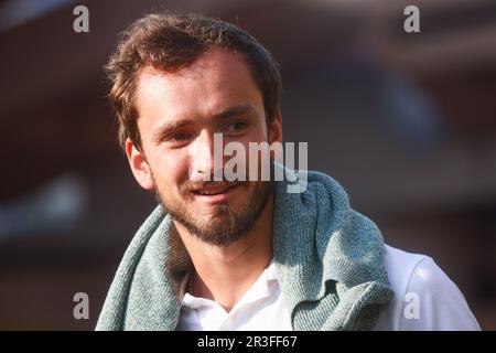 Monaco, Monaco. 23rd mai 2023. Monaco, 23 mai 2023. Daniil Medvedev assiste à un match de football de charité au stade Louis II de Monaco sur 23 mai 2023. Le World Stars football Match a eu lieu mardi soir avant le Grand Prix de Monaco de Formule 1 et a été joué par l'équipe de pilotes, dont F1 pilotes, et le Star Team MC. Cette année marque l'organisation 30th de l'événement caritatif. Credit: Beata Zawrzel/Alay Live News Banque D'Images