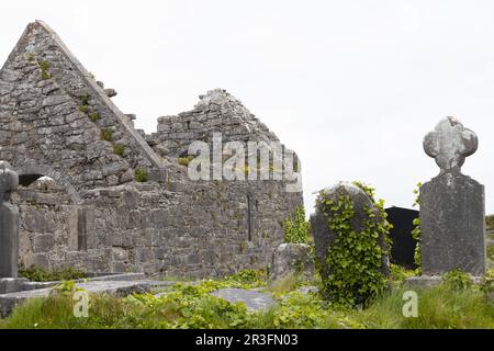 Ruines des sept églises - Na Seacht Teampaill - sur Inishmore, une des îles Aran en Irlande. Banque D'Images