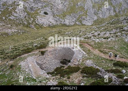 Cas de neu, gisement excavé à la fin du XVIIe siècle après J.-C. C., contreforts du puig d'en Galileu, Escorca, Majorque, Iles Baléares, Espagne. Banque D'Images