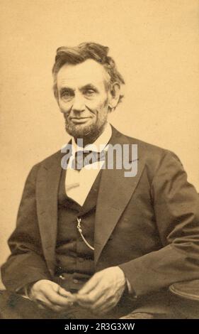 Portrait officiel des États-Unis Président Abraham Lincoln, assis. Banque D'Images