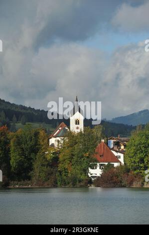 Église paroissiale catholique de Saint-Walburga, Philippe et James à Weissensee Banque D'Images