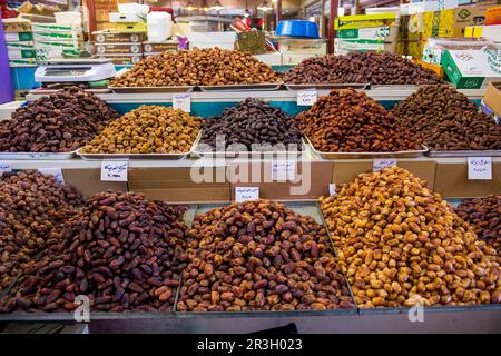 Toutes sortes de dates à vendre, marché de la pêche, Koweït City, Koweït Banque D'Images