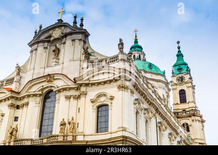 L'église Saint-Nicolas à Prague Banque D'Images