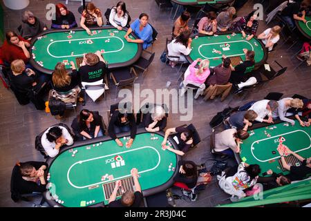 Un tournoi de poker en direct pour toutes les femmes seulement à Mariehamn, Åland, Finlande. Juin 2012. Banque D'Images