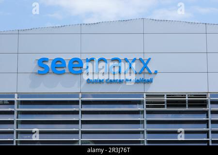 Logo Seemaxx. Centre de magasins d'usine Banque D'Images