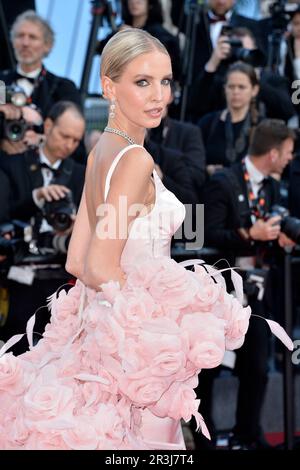 Leonie Hanne participe à la première de la ville astéroïde de „“ au festival annuel de Cannes 76th sur 23 mai 2023 à Cannes, France. Banque D'Images