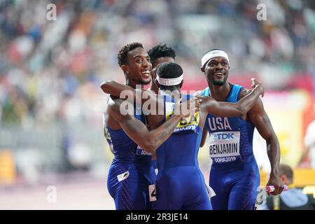 Michael CHERRY a lancé le relais 4x400m aux Championnats du monde d'athlétisme 2019 à Doha. Banque D'Images