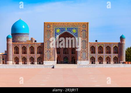 Registan Tilya Kori Madrassah fait partie de la ville antique du Registan, Samarkand ville en Ouzbékistan Banque D'Images