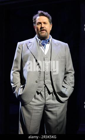 Michael ball, aspects of Love - production Photography, Lyric Theatre, Londres, Royaume-Uni, 23 mai 2023, Photo de Richard Goldschmidt Banque D'Images