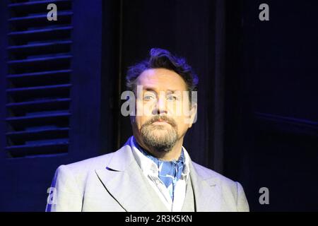 Michael ball, aspects of Love - production Photography, Lyric Theatre, Londres, Royaume-Uni, 23 mai 2023, Photo de Richard Goldschmidt Banque D'Images