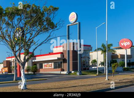 Indications pour les restaurants rapides américains, Campeche City, Campeche State, Mexique Banque D'Images