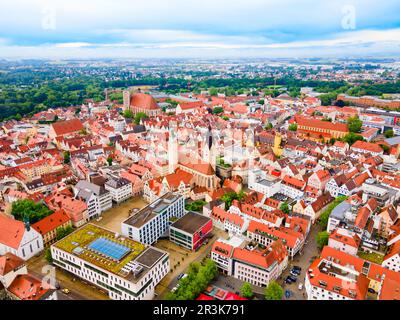 Vue panoramique aérienne de la vieille ville d'Ingolstadt. Ingolstadt est une ville de Bavière, Allemagne. Banque D'Images