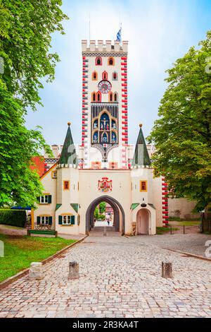 Bayertor ou porte bavaroise à Landsberg am Lech. Landsberg am Lech est une ville du sud-ouest de la Bavière, en Allemagne. Banque D'Images