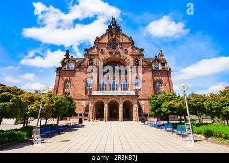 Théâtre de Nuremberg, Opéra ou Staatstheater. Nuremberg est la deuxième plus grande ville de l'État de Bavière en Allemagne. Banque D'Images