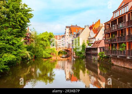 Vieille ville de Nuremberg. Nuremberg est la deuxième plus grande ville de l'État de Bavière en Allemagne. Banque D'Images