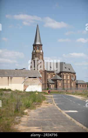 Village abandonné de Manheim près de la mine de lignite de Hambach à ciel ouvert au printemps 2023 Banque D'Images