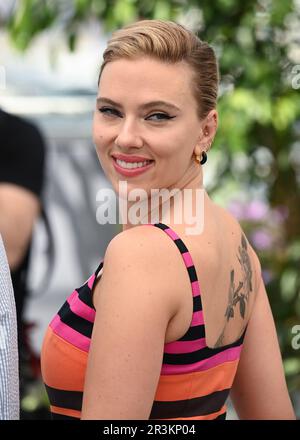 Cannes, France. 24th mai 2023. Cannes, France. 24 mai 2023 Scarlett Johansson au photocall de la ville astéroïde, dans le cadre du Festival de Cannes 76th, Palais des Festivals. Crédit : Doug Peters/Alamy Live News Banque D'Images