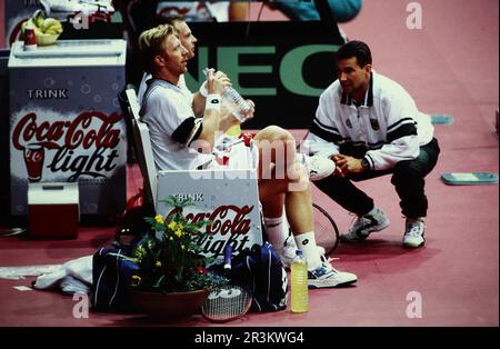 Boris Becker, deutscher Tennisspieler mit Carl Uwe Steeb. Banque D'Images